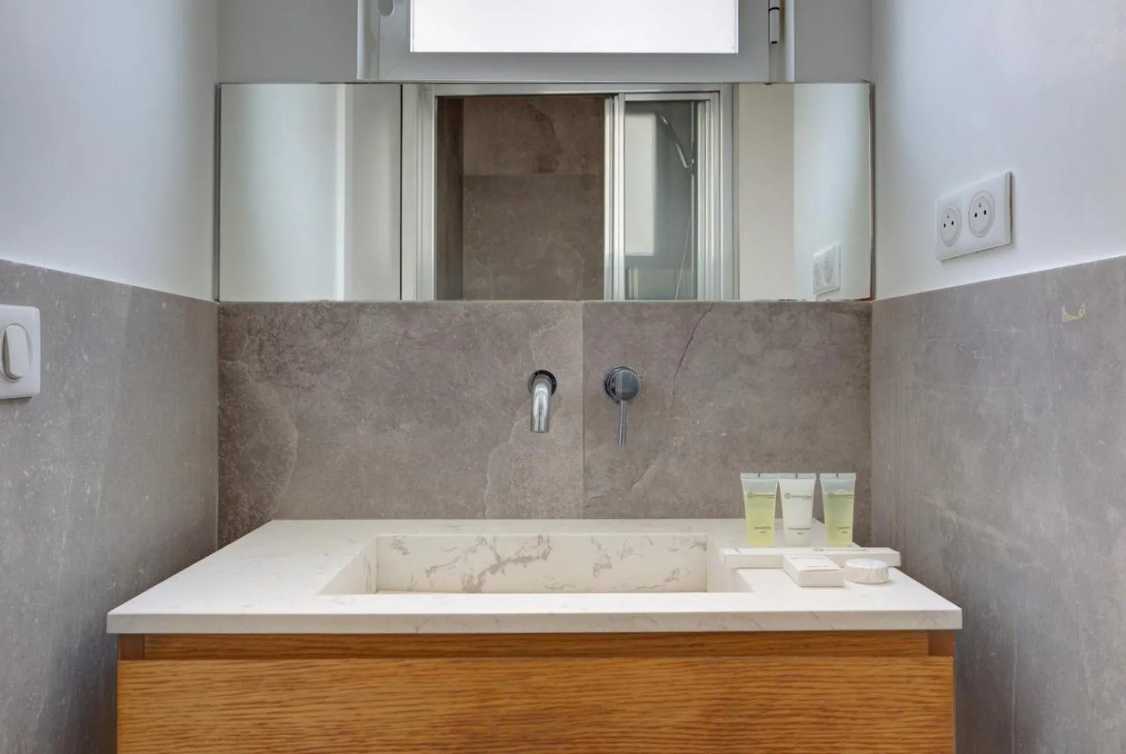 153 Mylene - Superbe A Apartment *